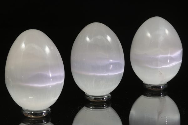 Selenite egg - Image 3