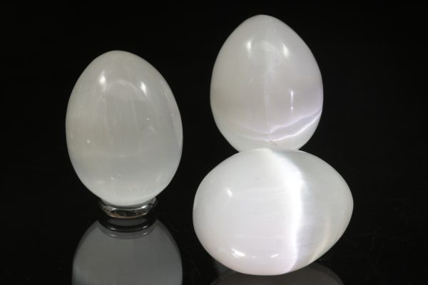 Selenite egg - Image 4