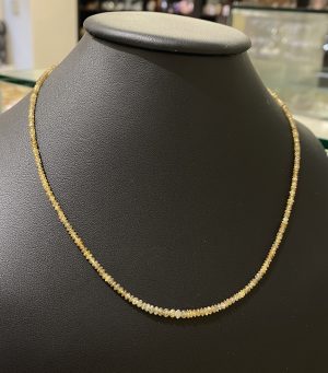 Náhrdelník ze žlutých diamantů